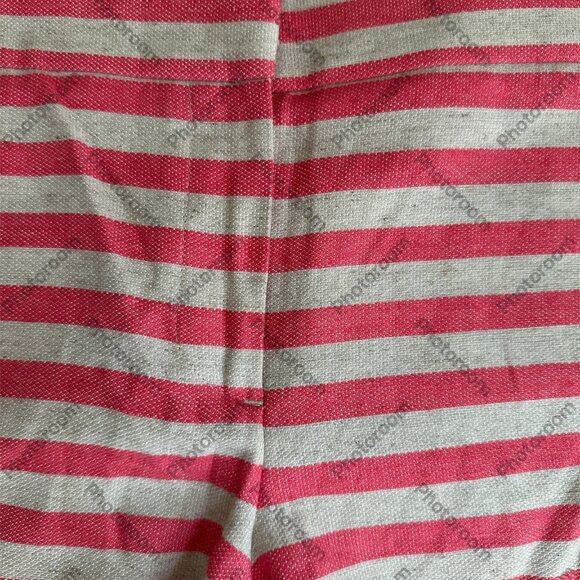 🥰3/$25 EUC LOFT Pink and Ivory Striped Women Rayon/Linen Shorts - Picture 4 of 7